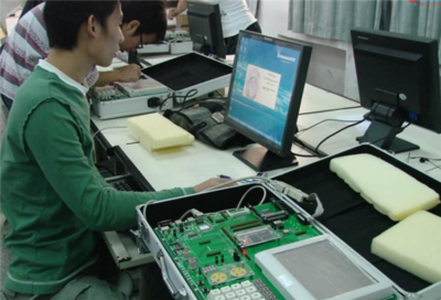大學(xué)生就業(yè)趨勢 教育與建筑受青睞，信息傳輸業(yè)前景廣闊